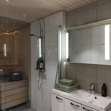 Apartman Sankte - In The Middle Of The Town